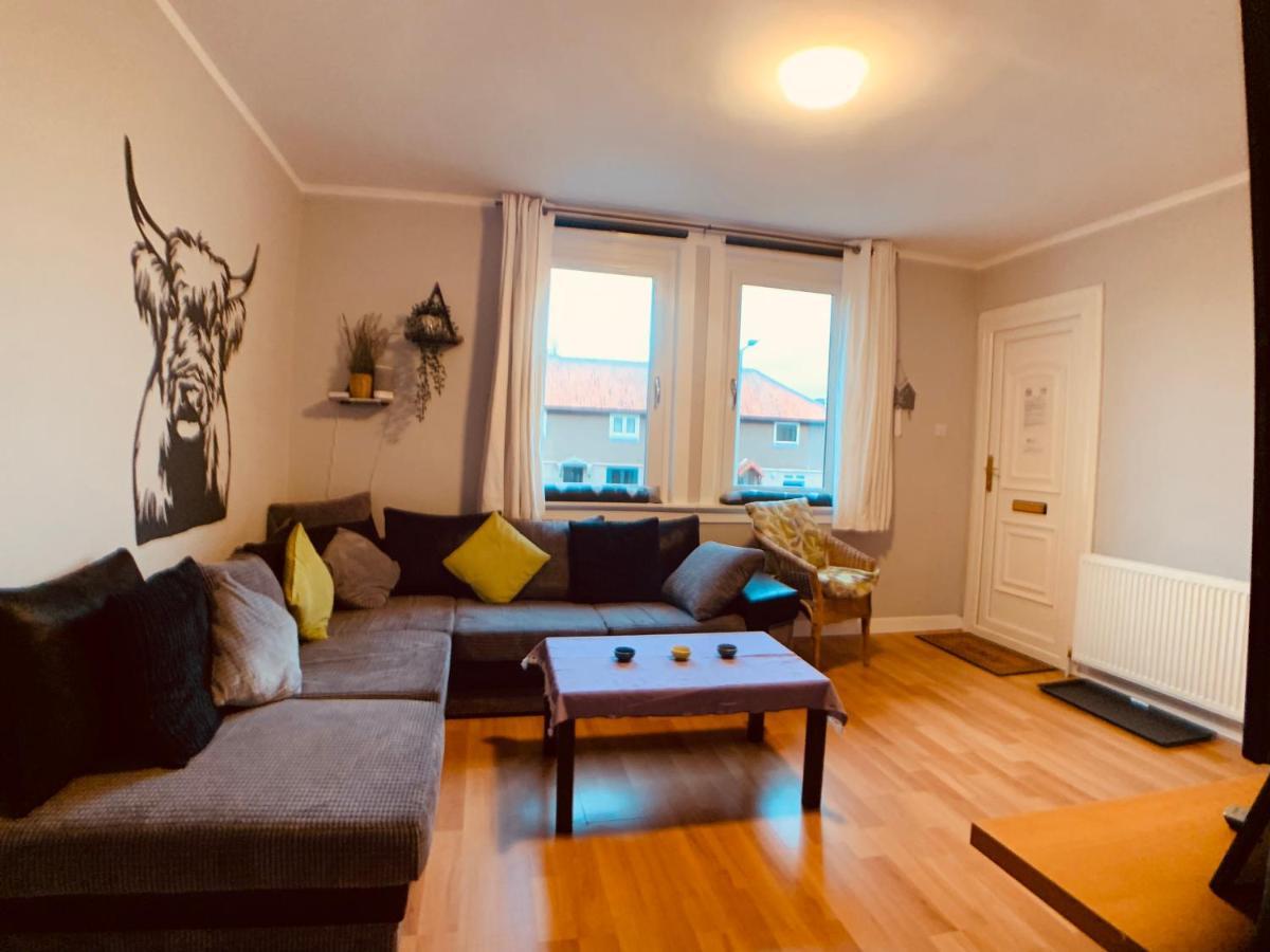 Maria- Bright And Modern City Center Apartment . Единбург Екстериор снимка